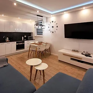https://apartament-na-rybackiej.kolobrzeghotels.com